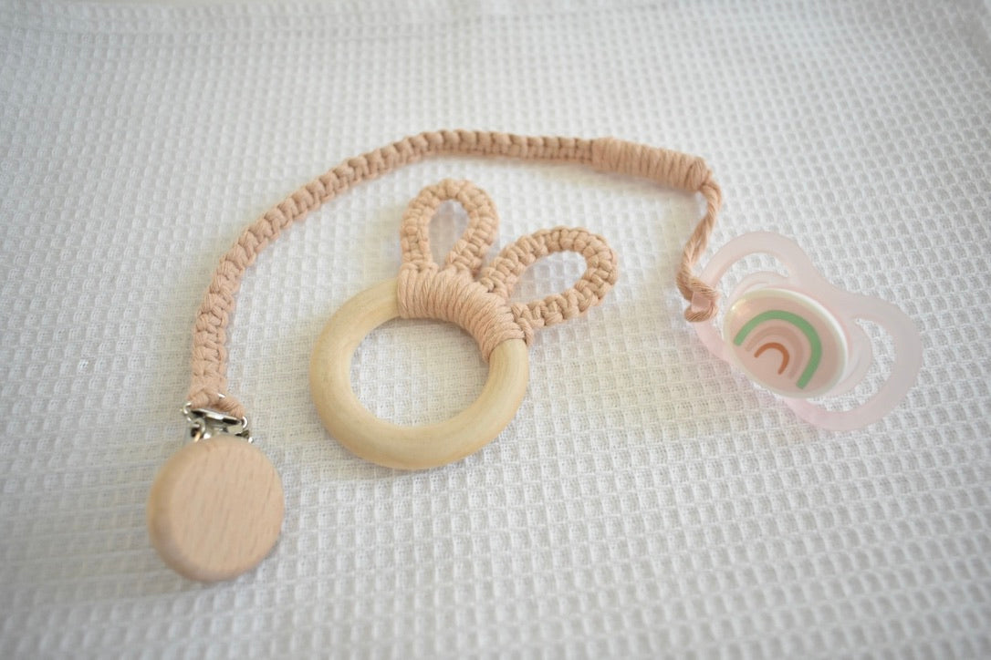 Makramé cumilánc és rágóka Szett