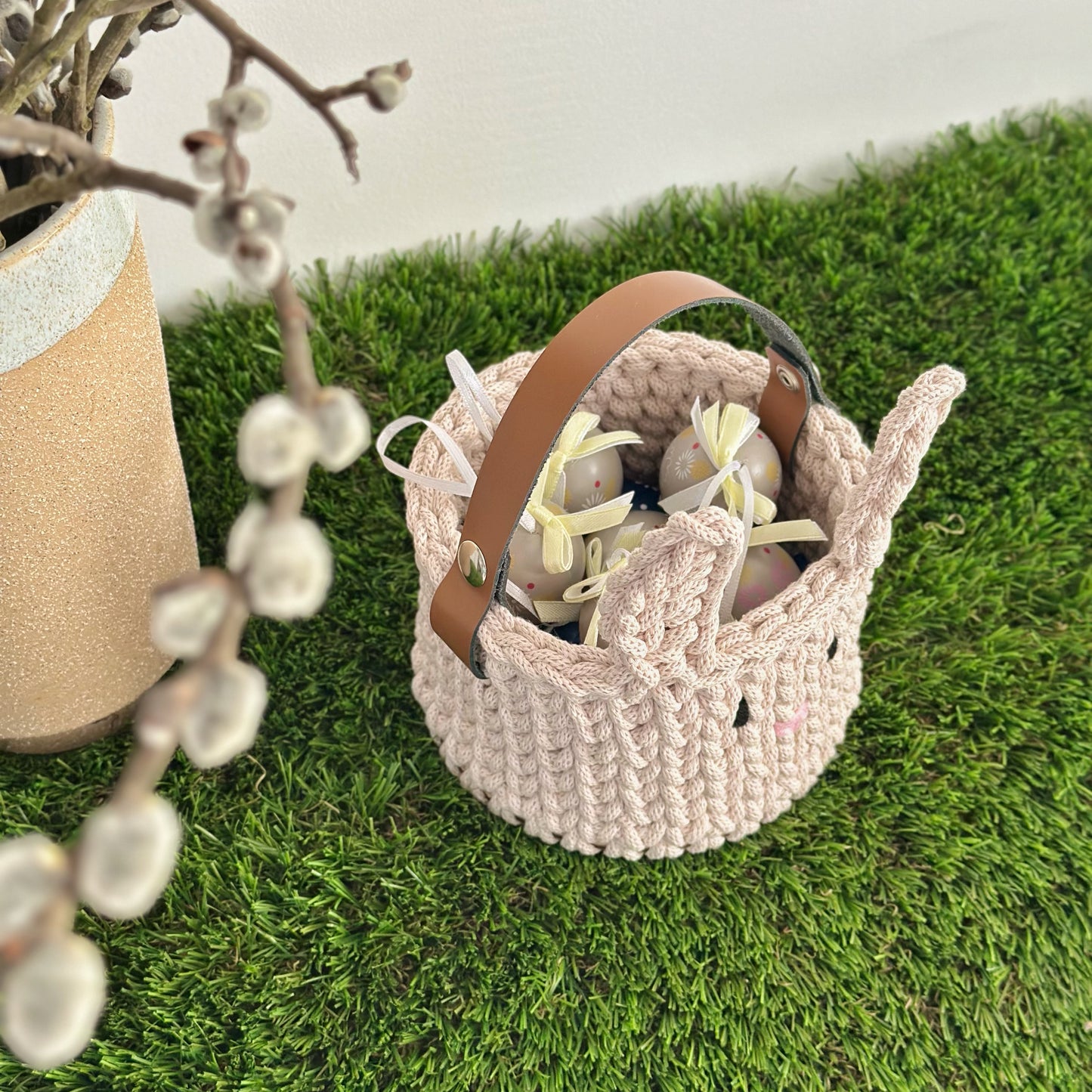 Nyuszis horgolt kosár