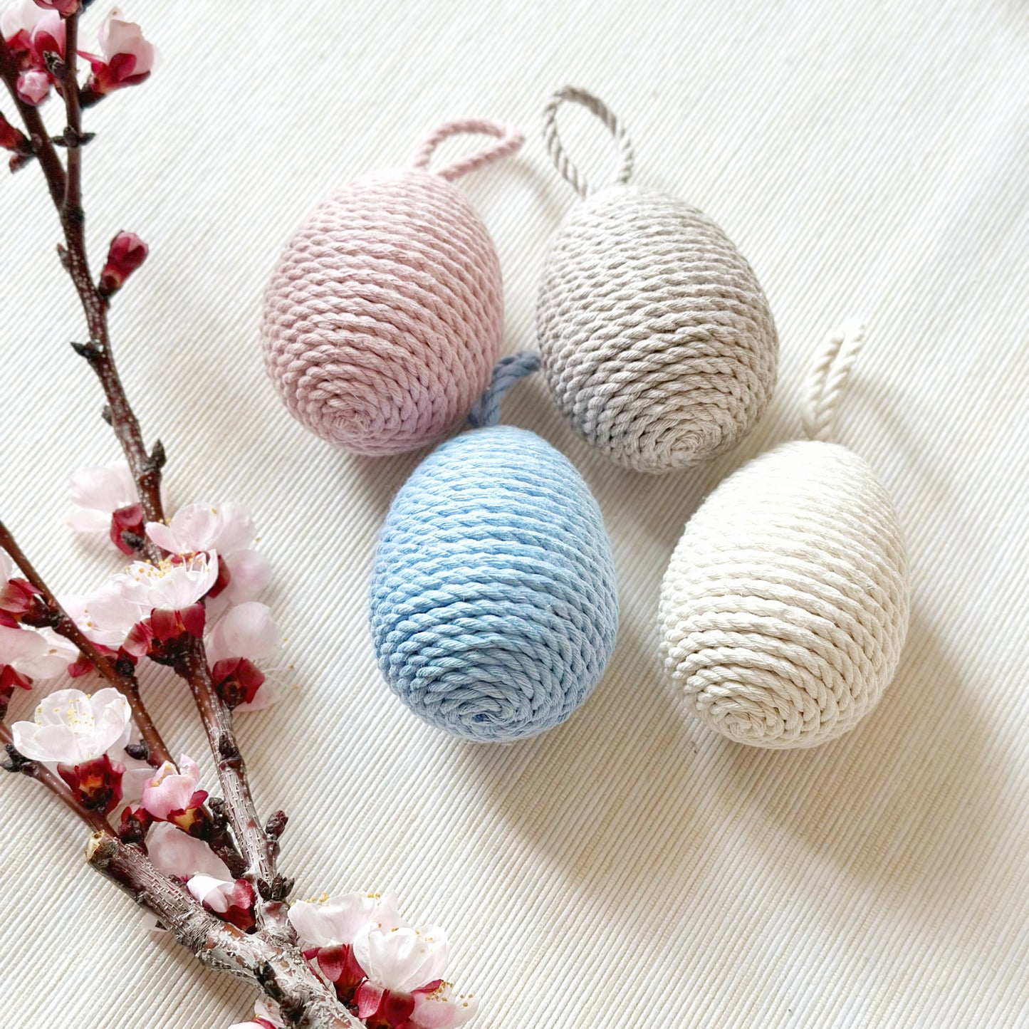 Akasztható fonaltojás